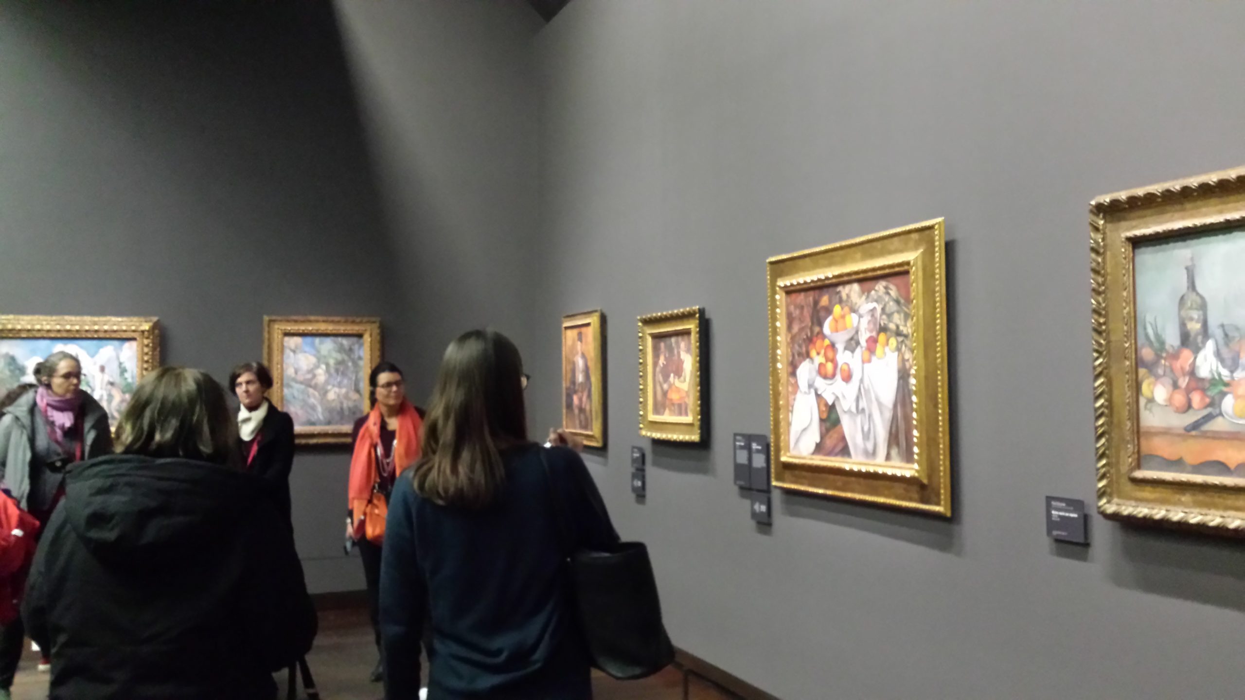 Une expérience sensorielle à travers la synesthésie vue et odorat : correspondance émotionnelle entre œuvres d&rsquo;art et parfums